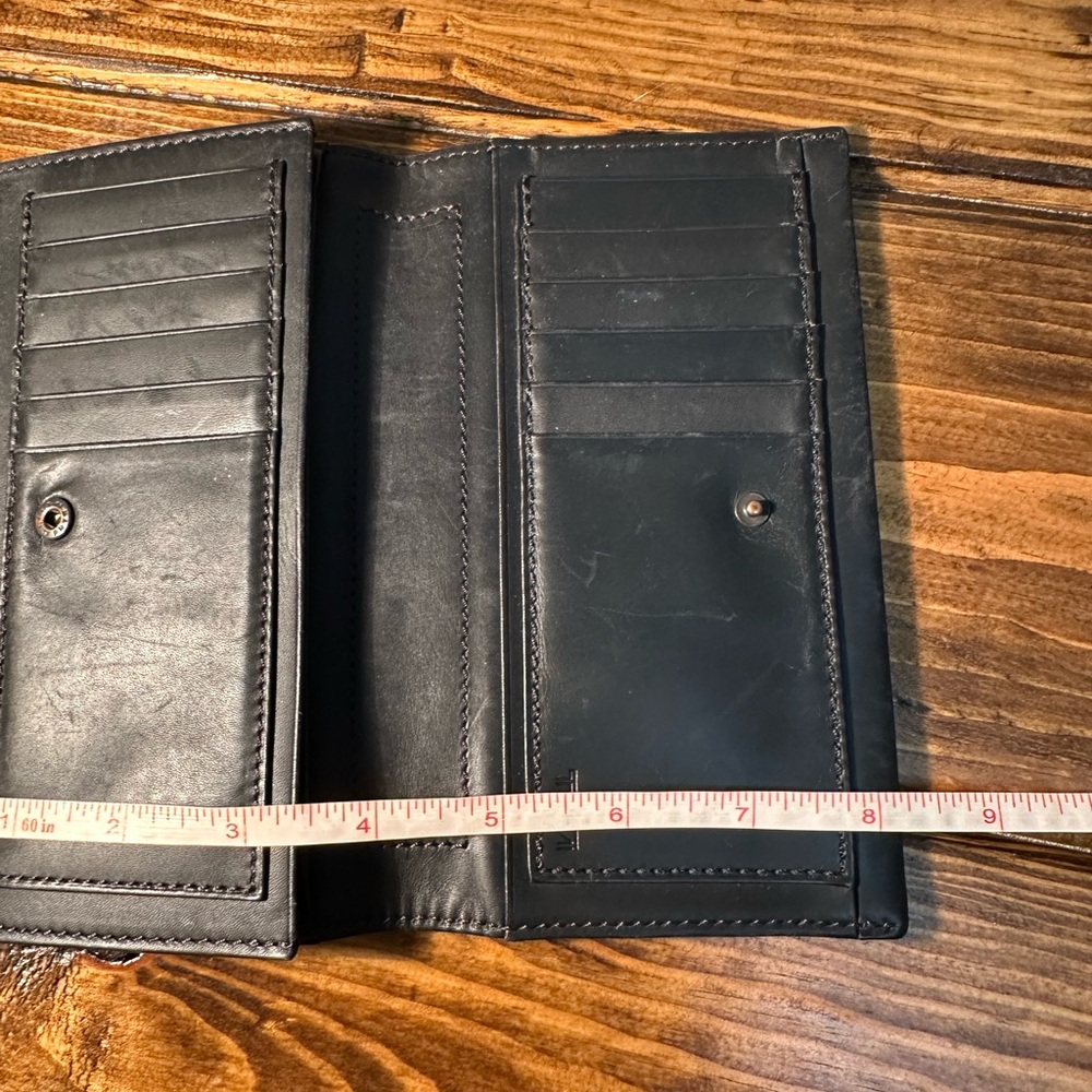 Tumi leather wallet - Picture 6 of 9